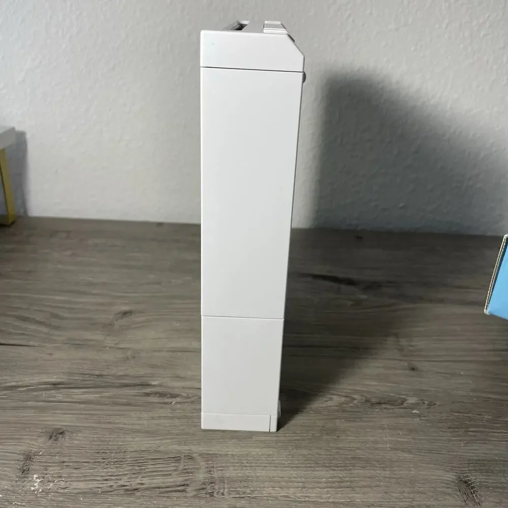 Nintendo RVL-101 Wii Console - White (Read Description)